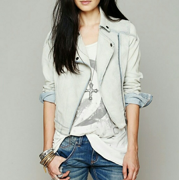 Free People Jackets & Blazers - 🎊🎉⌛⏳🚨Last chance! Jean jacket